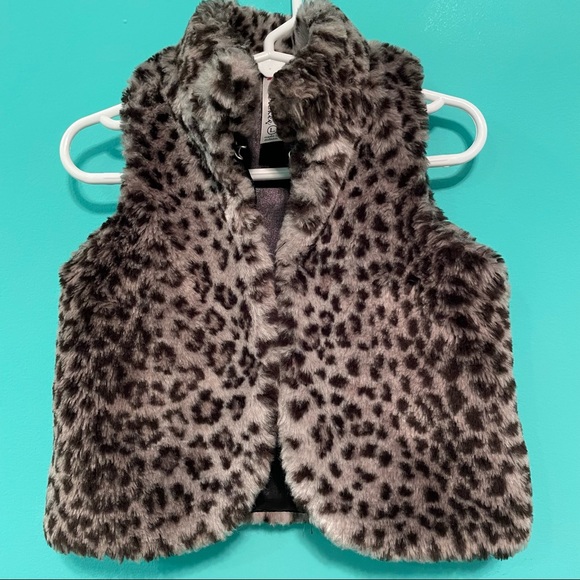 Cherokee Jackets & Coats Little Girls Faux Fur Vest Excellent